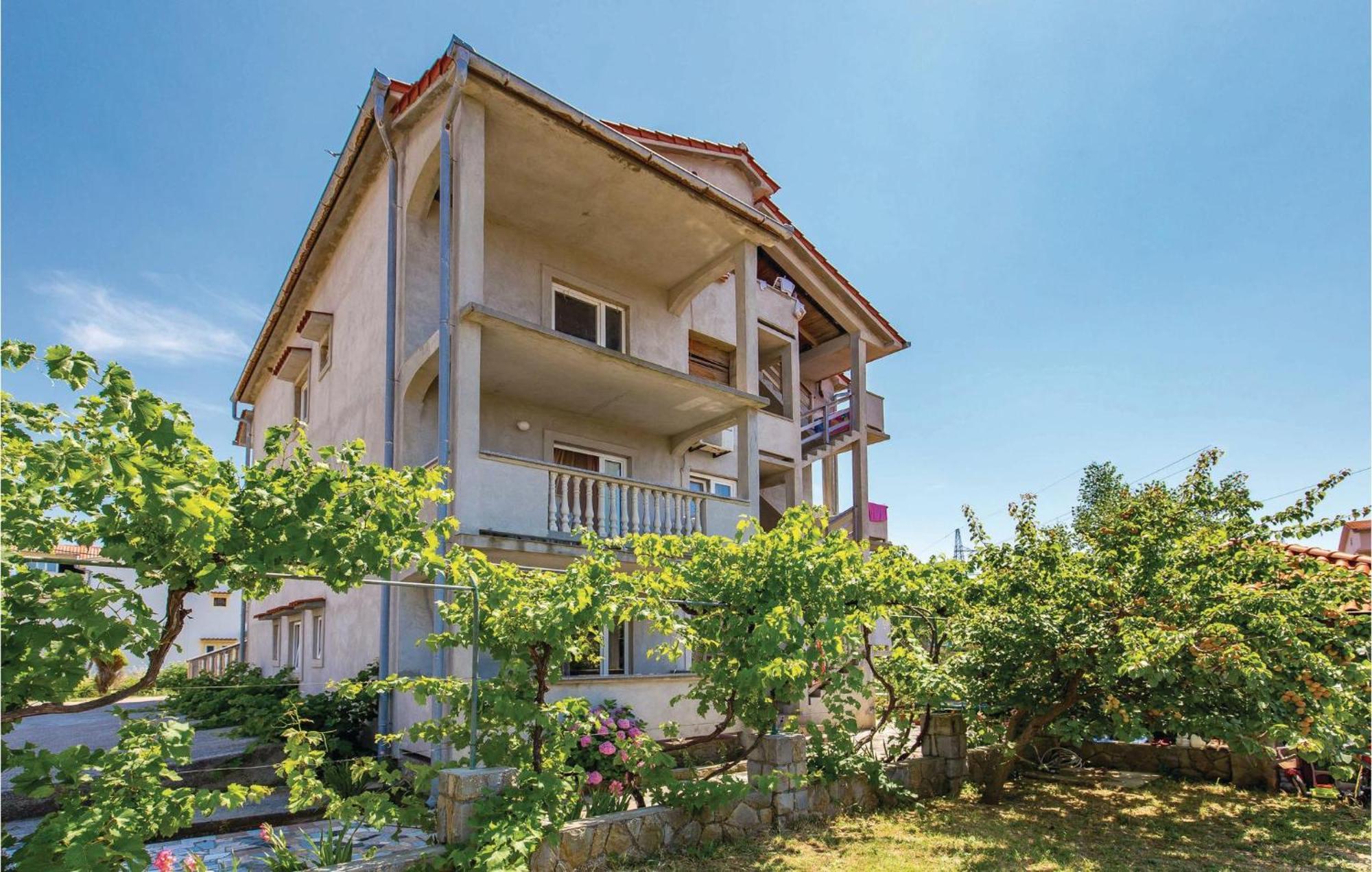 Lovely Apartment In Lopar With Wifi Eksteriør bilde